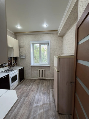 Продам двухкомнатную (2-комн.) квартиру, Мира ул, 6, Тихорецк г