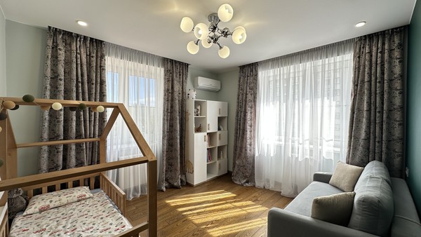 Продам трехкомнатную (3-комн.) квартиру, Василия Бутурлина ул, 2, Летово д
