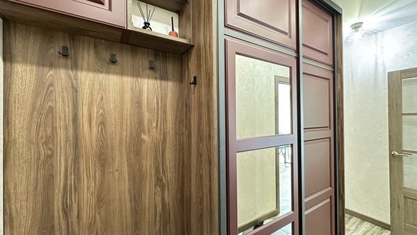 Продам трехкомнатную (3-комн.) квартиру, Василия Бутурлина ул, 2, Летово д