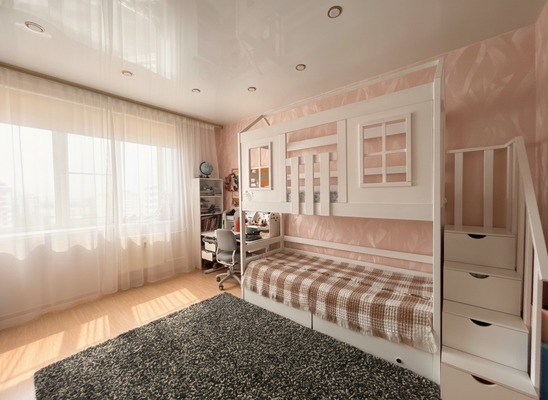 Продам двухкомнатную (2-комн.) квартиру, Кронштадтская ул, 31, Пермь г