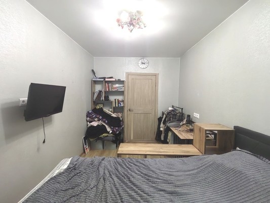 Продам трехкомнатную (3-комн.) квартиру, Симферопольская (Климовск мкр.) ул, 31, Подольск г
