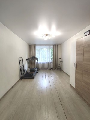 Продам трехкомнатную (3-комн.) квартиру, Симферопольская (Климовск мкр.) ул, 31, Подольск г