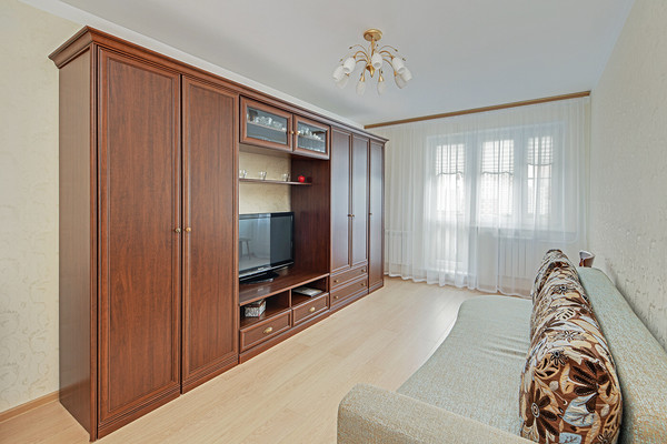 Продам двухкомнатную (2-комн.) квартиру, Барышиха ул, 25к1, Москва г