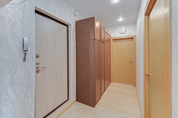 Продам двухкомнатную (2-комн.) квартиру, Барышиха ул, 25к1, Москва г