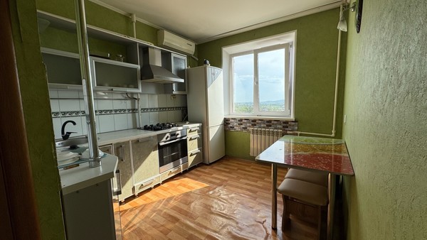 Продам двухкомнатную (2-комн.) квартиру, Академика Павлова ул, 41, Миасс г