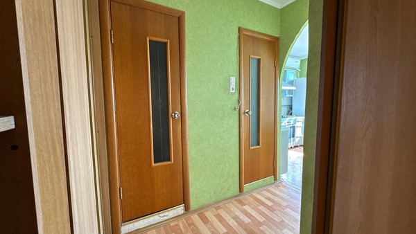 Продам двухкомнатную (2-комн.) квартиру, Академика Павлова ул, 41, Миасс г