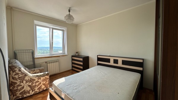 Продам двухкомнатную (2-комн.) квартиру, Академика Павлова ул, 41, Миасс г