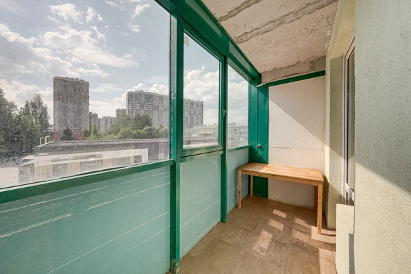 Продам однокомнатную (1-комн.) квартиру, Космонавтов б-р, 8, Красногорск г