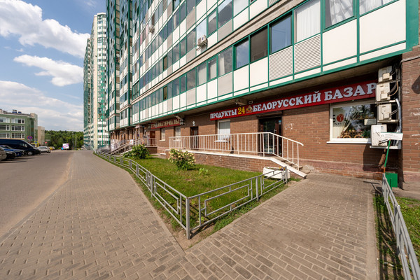 Продам однокомнатную (1-комн.) квартиру, Космонавтов б-р, 8, Красногорск г