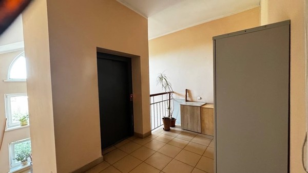 Продам трехкомнатную (3-комн.) квартиру, Пушкина ул, 4А, Калининград г