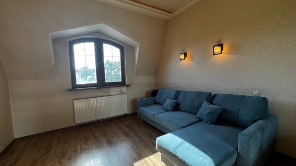 Продам трехкомнатную (3-комн.) квартиру, Пушкина ул, 4А, Калининград г