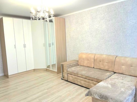 Продам двухкомнатную (2-комн.) квартиру, Южная Битца р-н, 5, Бутово рп