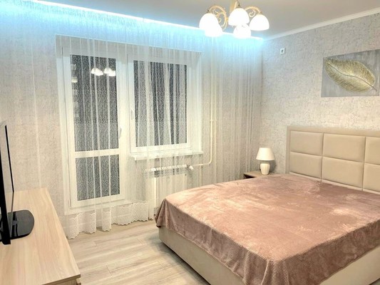 Продам двухкомнатную (2-комн.) квартиру, Южная Битца р-н, 5, Бутово рп