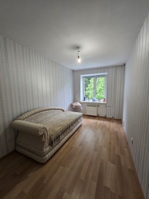 Продам трехкомнатную (3-комн.) квартиру, Приморское ш, 595аО, Зеленогорск г