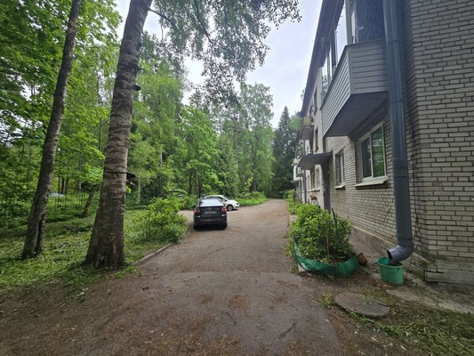 Продам трехкомнатную (3-комн.) квартиру, Приморское ш, 595аО, Зеленогорск г