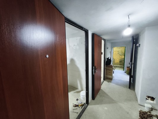 Продам коммерческое помещение 9 м2, Калараша ул, 48б, Туапсе г
