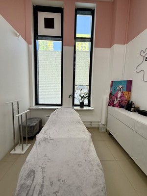 Продам салон красоты 100 м2, Александры Монаховой ул, 90к4, Коммунарка п