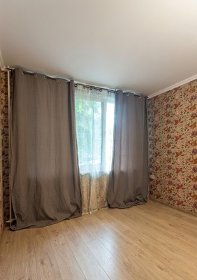 Продам 2-комн. в 4-комн. квартире, Петра Смородина ул, 18, Санкт-Петербург г