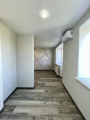 Продам трехкомнатную (3-комн.) квартиру, Карла Маркса ул, 76, Ишим г