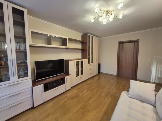 Продам трехкомнатную (3-комн.) квартиру, Героев Курсантов (Юбилейный мкр) ул, 24, Королев г