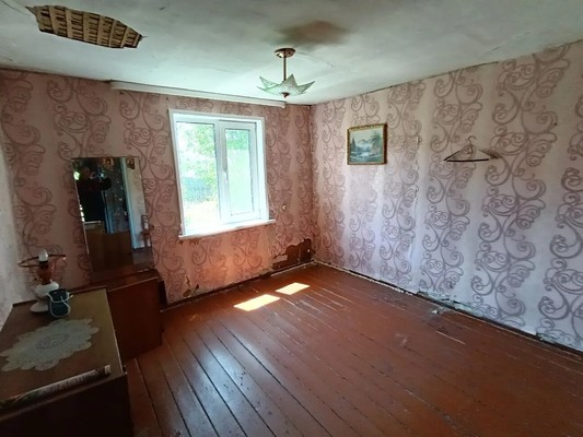 Продам трехкомнатную (3-комн.) квартиру, Первомайская ул, 12, Ягодный п