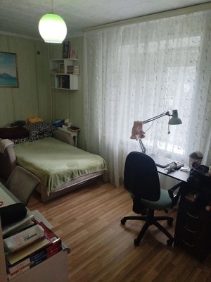 Продам двухкомнатную (2-комн.) квартиру, Вересаева ул, 6, Алексин г