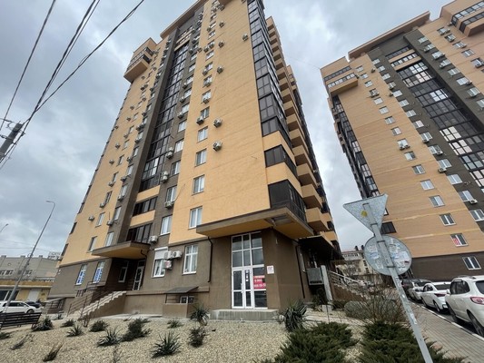 Продам двухкомнатную (2-комн.) квартиру, Куникова ул, 1, Новороссийск г