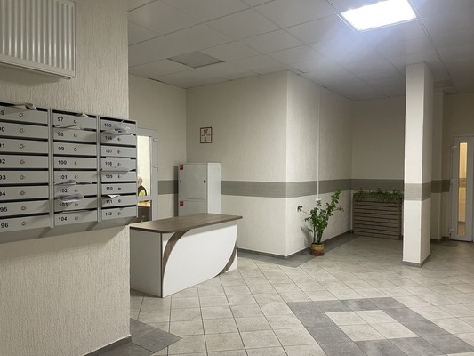 Продам двухкомнатную (2-комн.) квартиру, Куникова ул, 1, Новороссийск г