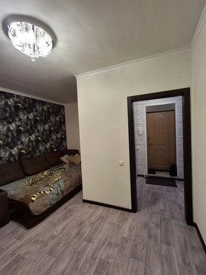 Продам однокомнатную (1-комн.) квартиру, Порфирьева ул, 10, Ишим г