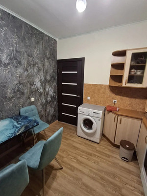 Продам однокомнатную (1-комн.) квартиру, Порфирьева ул, 10, Ишим г