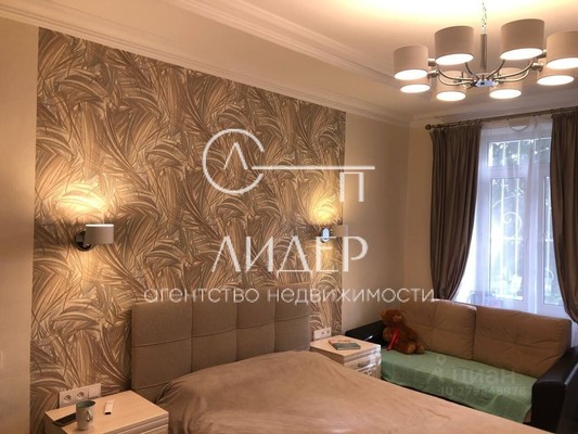 Продам двухкомнатную (2-комн.) квартиру, Цюрупы (Центральный р-н) ул, 5, Сочи г