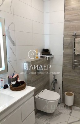 Продам двухкомнатную (2-комн.) квартиру, Цюрупы (Центральный р-н) ул, 5, Сочи г