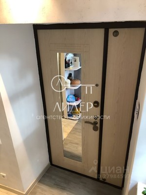 Продам двухкомнатную (2-комн.) квартиру, Цюрупы (Центральный р-н) ул, 5, Сочи г