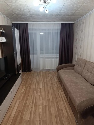 Продам двухкомнатную (2-комн.) квартиру, Вересаева ул, 6, Алексин г
