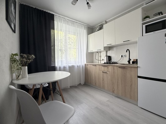 Продам однокомнатную (1-комн.) квартиру, Новикова-Прибоя ул, 18, Рязань г