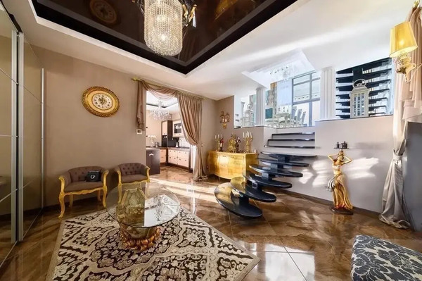 Продам многокомнатную квартиру, Курортный (Хостинский р-н) пр-кт, 92/5, Сочи г