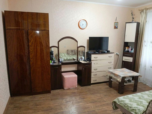 Продам однокомнатную (1-комн.) квартиру, Спортивная ул, 9, Аграрное пгт