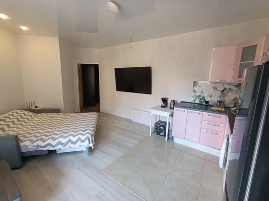 Продам однокомнатную (1-комн.) квартиру, Хохлова ул, 8, Гатчина г