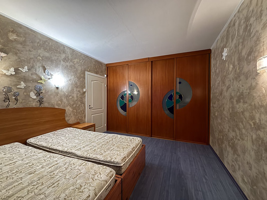 Сдам двухкомнатную (2-комн.) квартиру, Ленинский пр-кт, 69к1, Санкт-Петербург г