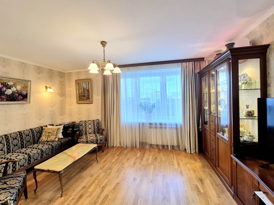 Продам двухкомнатную (2-комн.) квартиру, Пархоменко пр-кт, 33А, Санкт-Петербург г