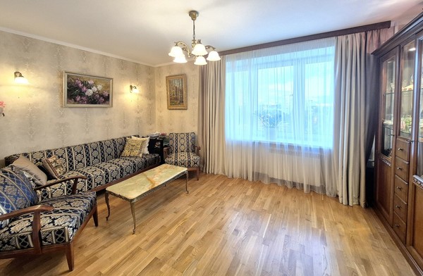 Продам двухкомнатную (2-комн.) квартиру, Пархоменко пр-кт, 33А, Санкт-Петербург г