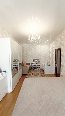 Продам трехкомнатную (3-комн.) квартиру, Софийская ул, 37Ак2, Санкт-Петербург г