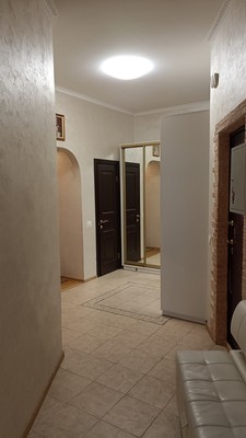 Продам трехкомнатную (3-комн.) квартиру, Софийская ул, 37Ак2, Санкт-Петербург г
