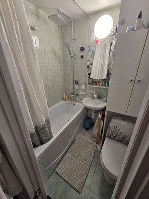Продам однокомнатную (1-комн.) квартиру, Ясеневая ул, 10к1, Москва г