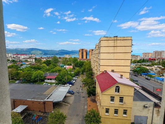 Продам трехкомнатную (3-комн.) квартиру, Куникова ул, 11, Новороссийск г