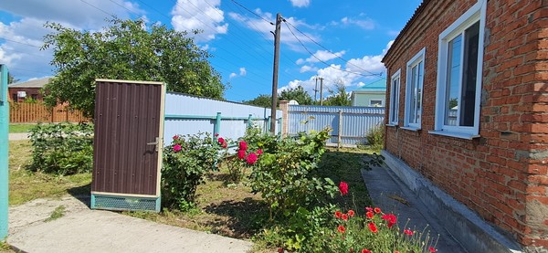 Продам дом, Чигиринская ул, 101, Каневская ст-ца, 0 км от города