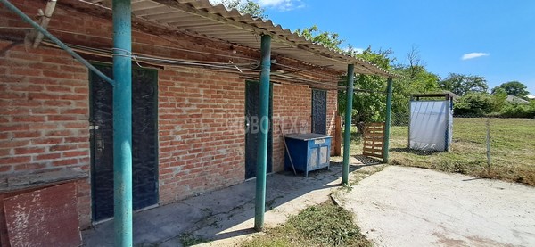 Продам дом, Чигиринская ул, 101, Каневская ст-ца, 0 км от города