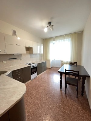 Продам двухкомнатную (2-комн.) квартиру, Порфирьева ул, 7ка, Ишим г
