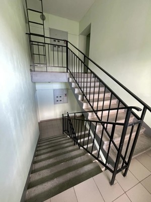 Продам двухкомнатную (2-комн.) квартиру, Порфирьева ул, 7ка, Ишим г
