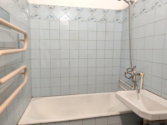 Продам двухкомнатную (2-комн.) квартиру, Свердлова ул, 38а, Пенза г